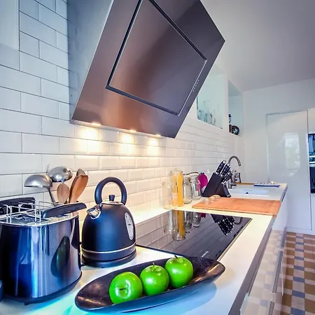 Apartman Wonderfull & Spacious Flat In Quartier De L'orangerie *
