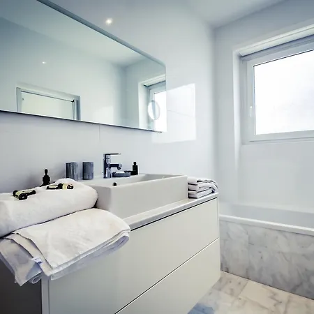 Apartment Wonderfull & Spacious Flat In Quartier De L'orangerie *