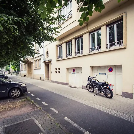 Apartment Wonderfull & Spacious Flat In Quartier De L'orangerie